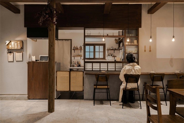 以原生木色為主基調(diào)的咖啡廳設(shè)計效果-第3張圖片-上海古都建筑設(shè)計集團 以原生木色為主基調(diào)的咖啡廳設(shè)計效果-第3張圖片-上海古都建筑設(shè)計集團