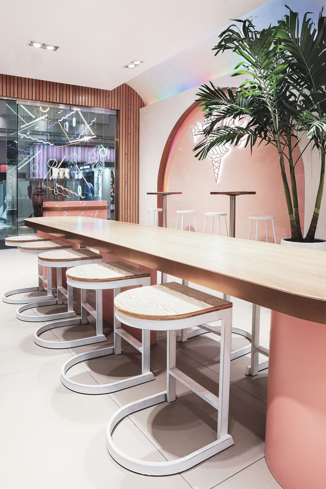 多元風(fēng)格冷飲店裝修設(shè)計-第4張圖片-上海古都建筑設(shè)計集團(tuán) 多元風(fēng)格冷飲店裝修設(shè)計-第4張圖片-上海古都建筑設(shè)計集團(tuán)
